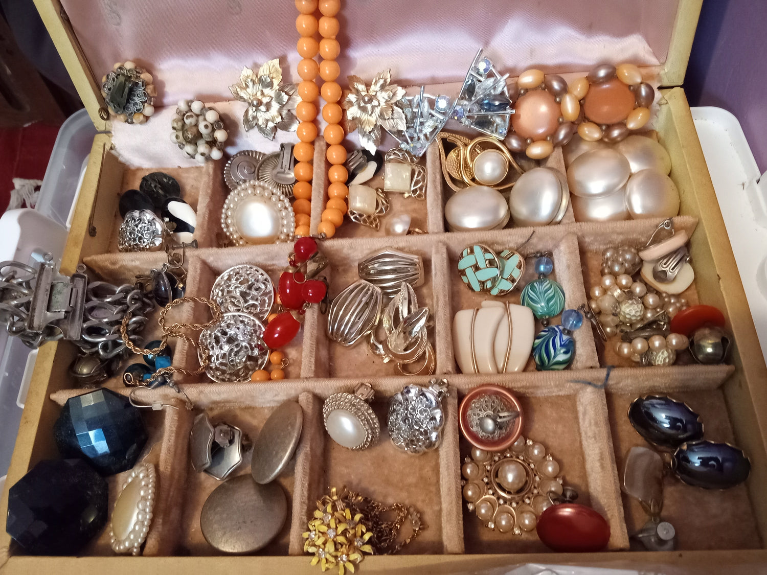 Jewelry Shop