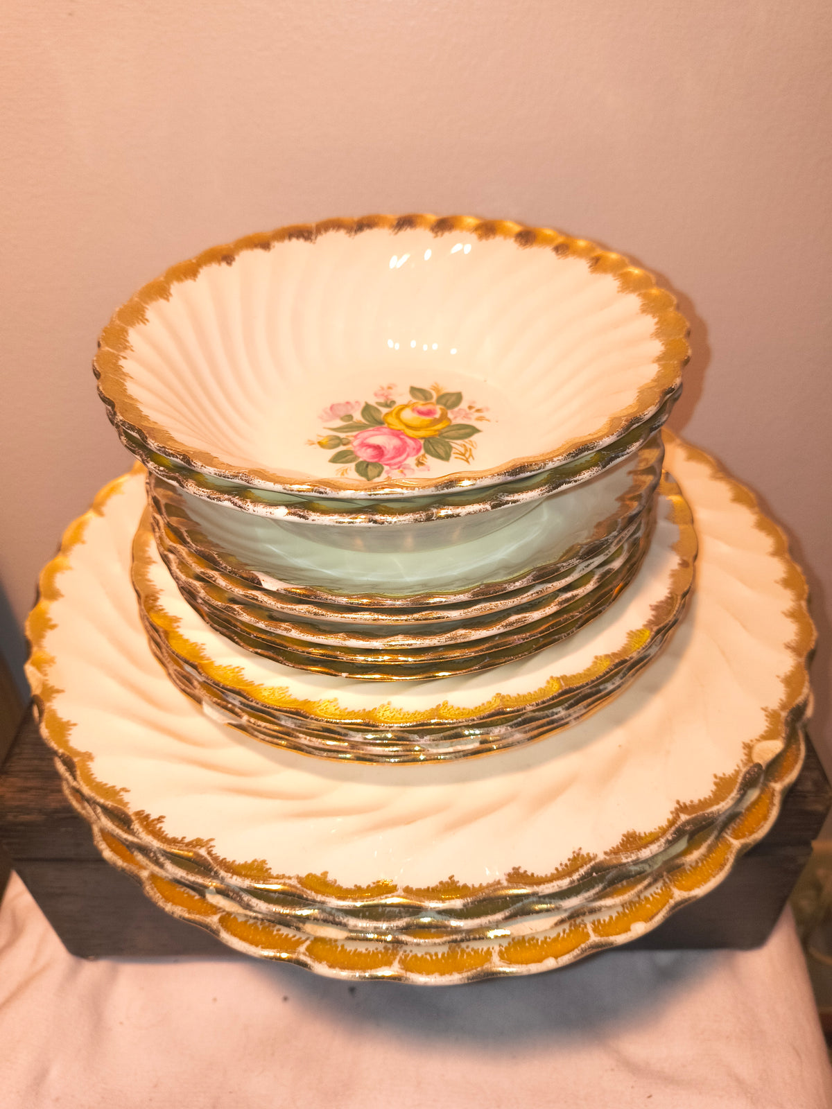 Quban Royal Dinnerware Set 