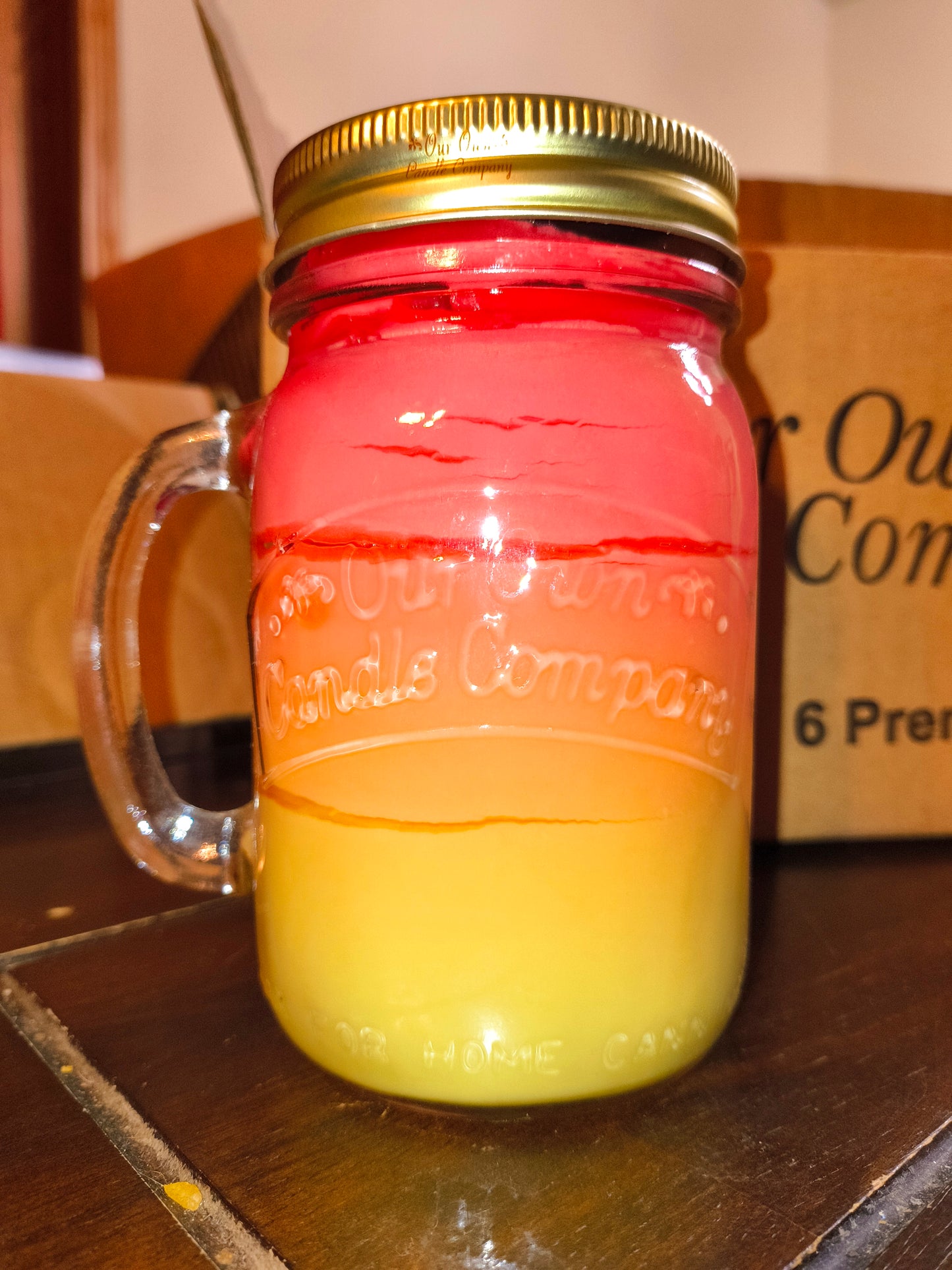 Mmm Melon Scented Farmhouse Candle